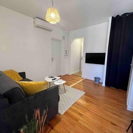 Appartement Climatise 4 Personnes / Centre-Ville Besançon Extérieur photo