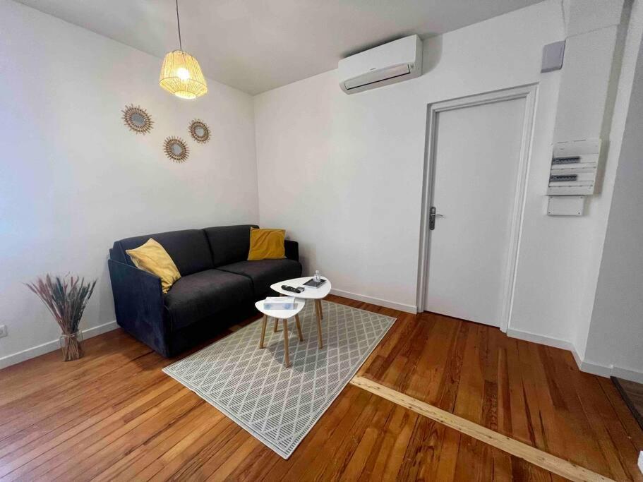 Appartement Climatise 4 Personnes / Centre-Ville Besançon Extérieur photo